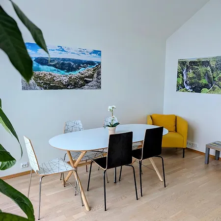 Bright Fjord View Апартаменты Йёрпеланн