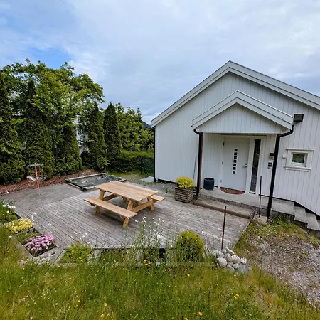 Апартаменты Bright Fjord View *