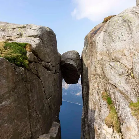 Апартаменты Bright Fjord View *