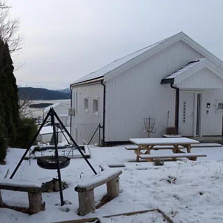 Bright Fjord View Апартаменты *