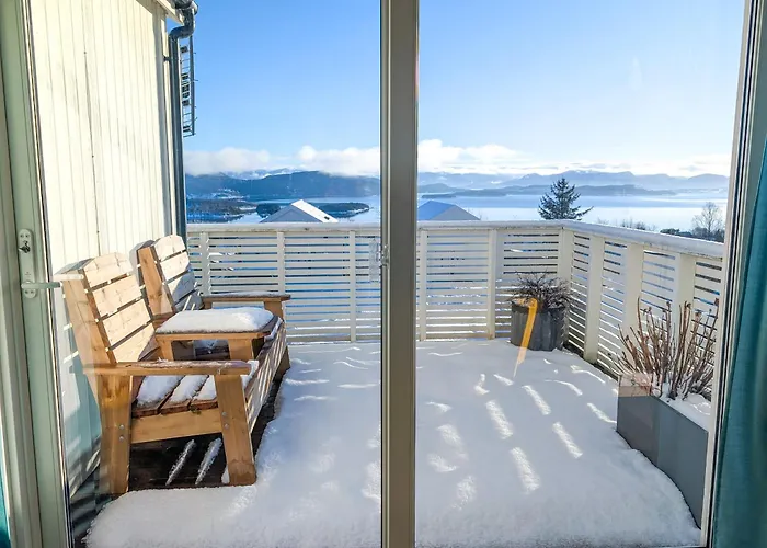 Bright Fjord View Jørpeland